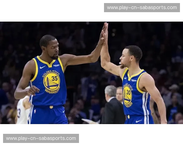 史诗对决：当火箭遇上勇士，火星撞地球的季后赛恩怨情仇